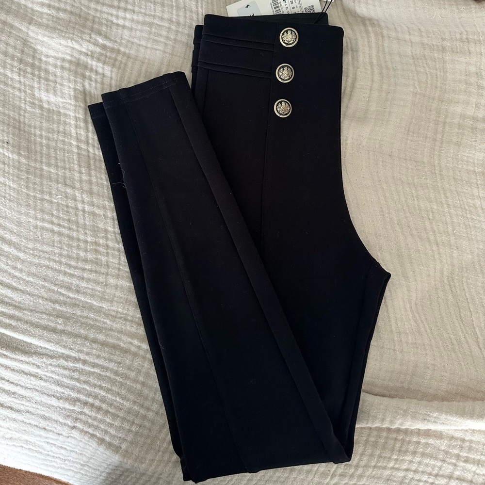 Zara Hi Rise Legging with Buttons